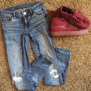 White House black market skinny jeans